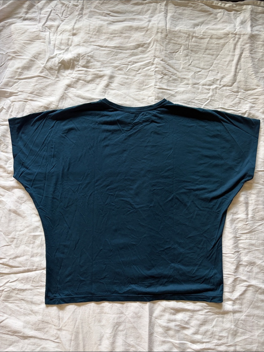 Uniqlo Women's Short Sleeve Dolman Top in Deep Teal - Picture 4 of 4